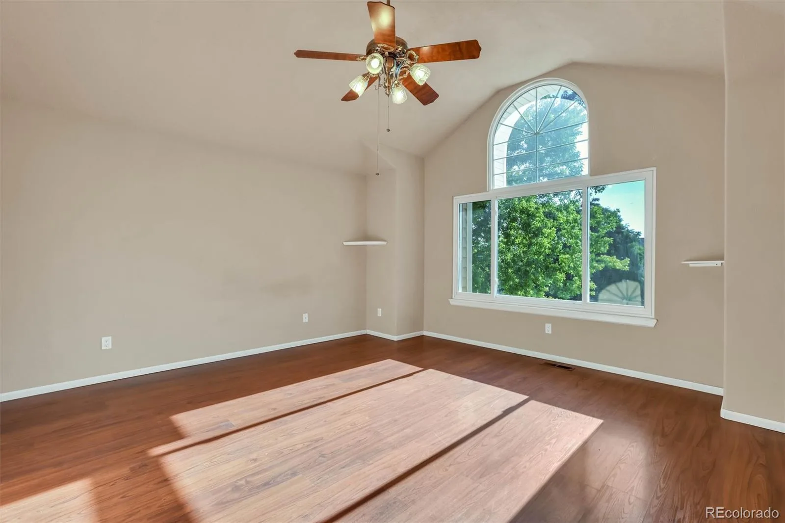 5339 S Jebel Street Aurora CO 80015 | MLS #REC5916759 08082026184500 1600 17