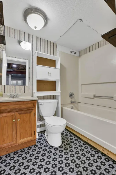 5339 S Jebel Street Aurora CO 80015 | MLS #REC5916759 08082026184500 800 26