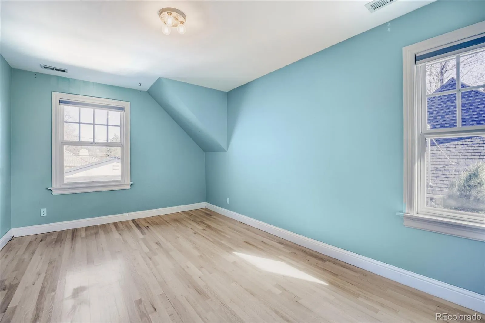 04112026154716 1600 16