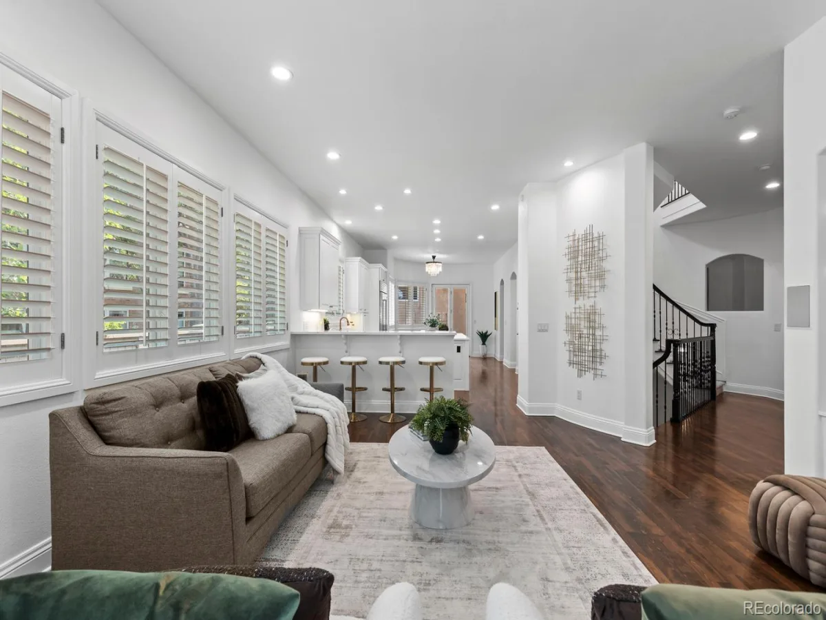 100 S University Boulevard #1 Denver CO 80209 | MLS #REC5918764 08062026182230 1200 19