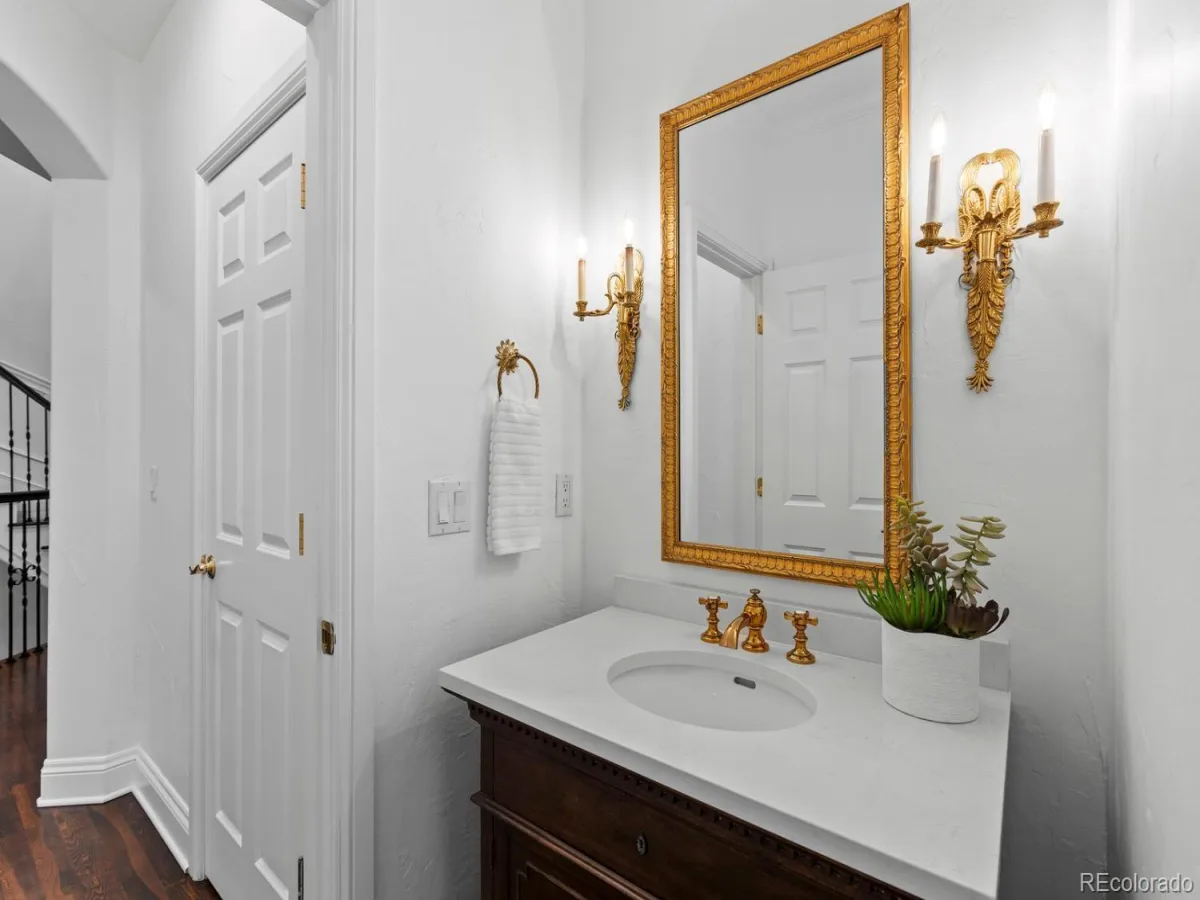 100 S University Boulevard #1 Denver CO 80209 | MLS #REC5918764 08062026182230 1200 27