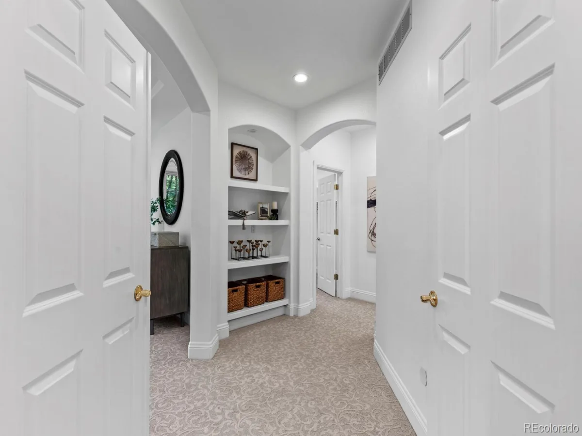 100 S University Boulevard #1 Denver CO 80209 | MLS #REC5918764 08062026182230 1200 28