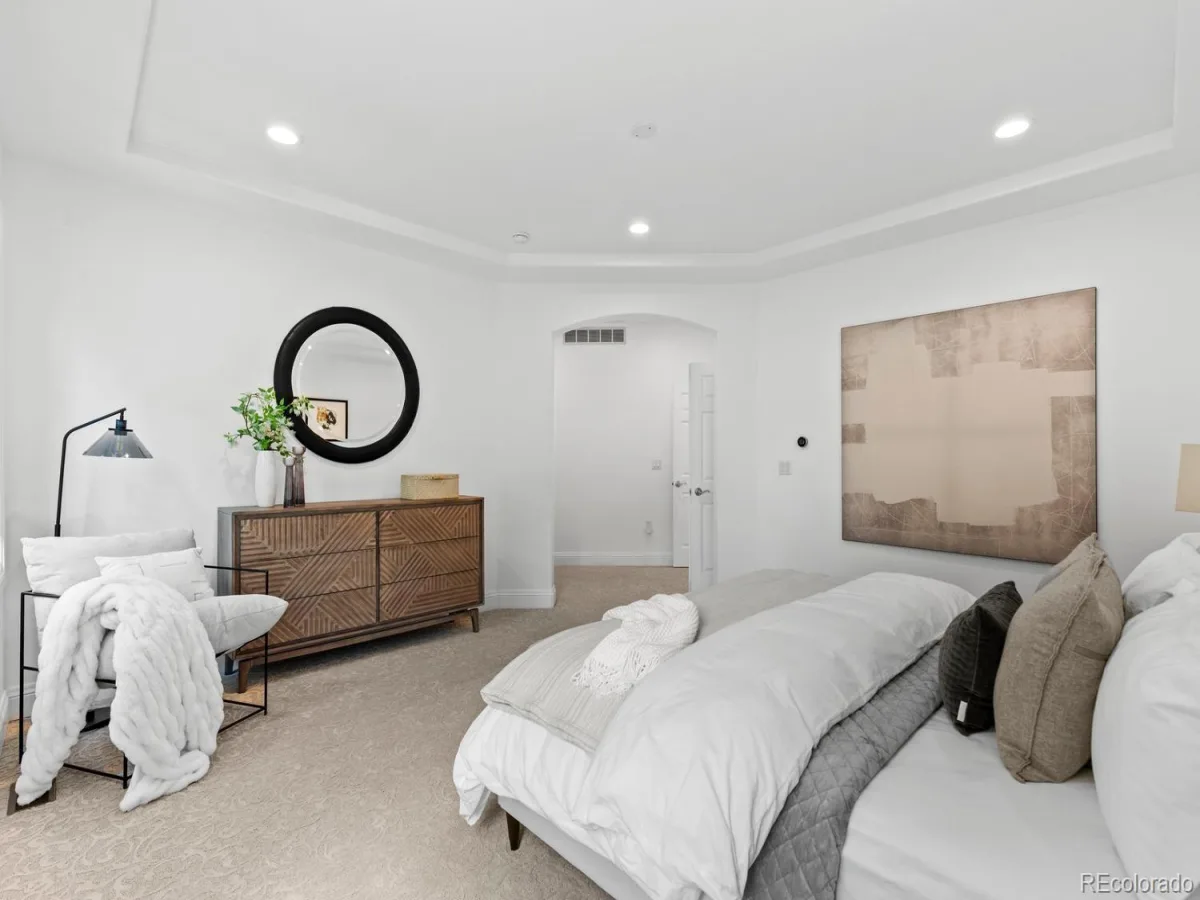 100 S University Boulevard #1 Denver CO 80209 | MLS #REC5918764 08062026182230 1200 30