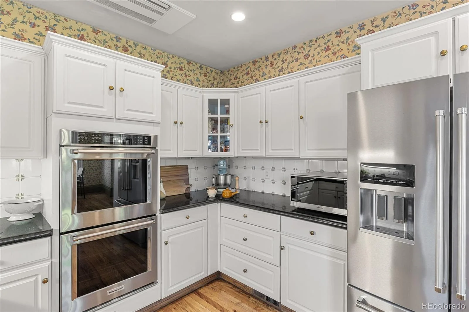 725 N Downing Street Denver CO 80218 | MLS #REC5918932 09242026065457 1600 22
