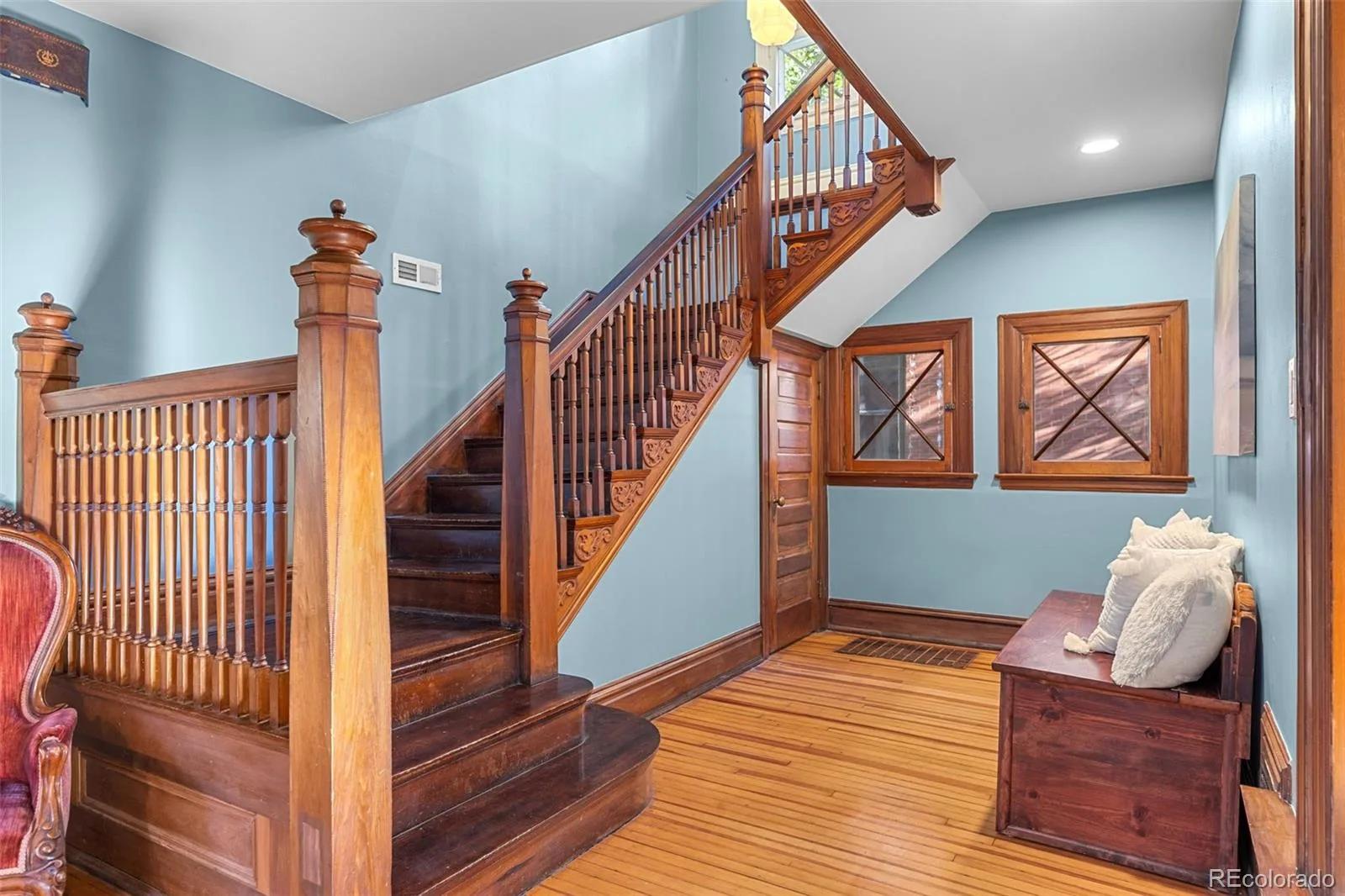 725 N Downing Street Denver CO 80218 | MLS #REC5918932 09242026065457 1600 24