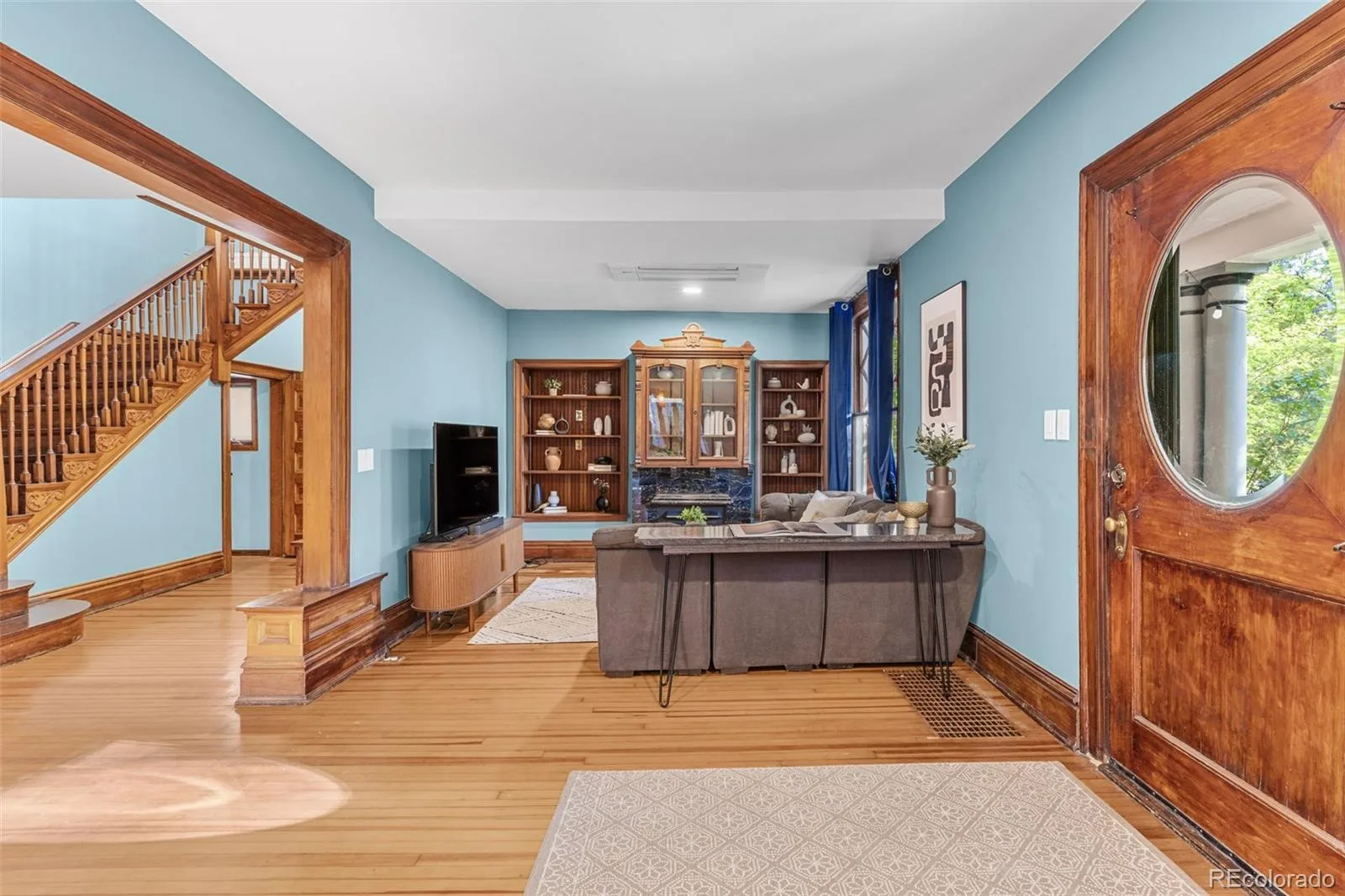 725 N Downing Street Denver CO 80218 | MLS #REC5918932 09242026065457 1600 4
