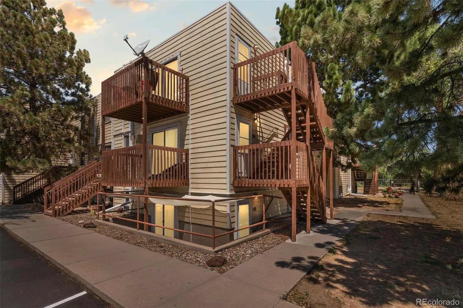 9380 W 49th Avenue #108 Wheat Ridge CO 80033 | MLS #REC5921139 07152026150230 1600 15