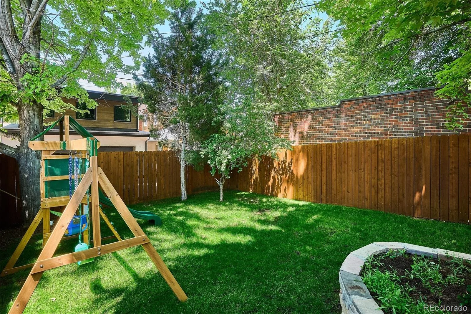 575 S High Street Denver CO 80209 MLS #REC5922195 05292026200911 1600 37
