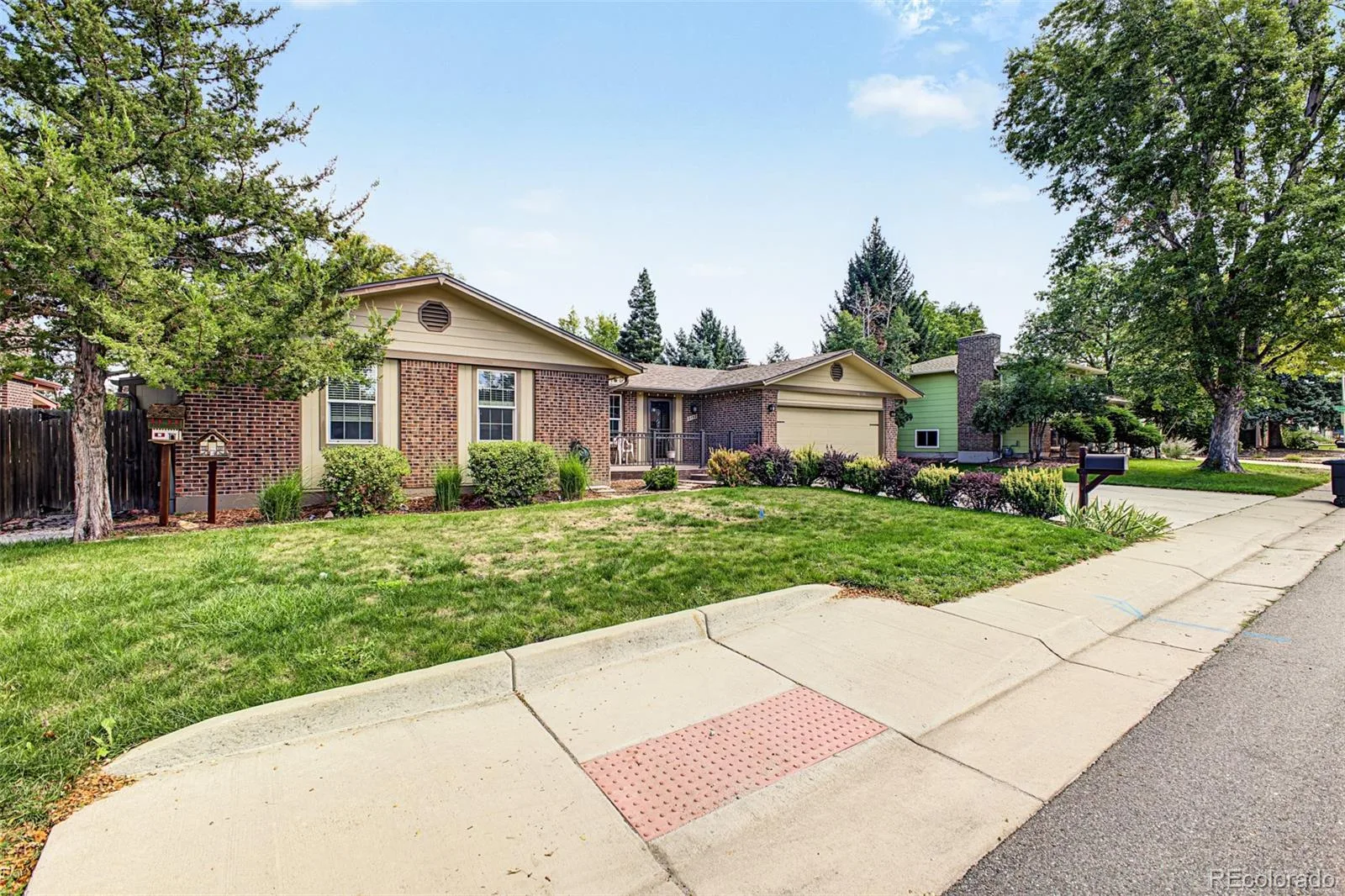 3132 S Boston Court Denver CO 80231 | MLS #REC5923914 10092026004853 1600 2