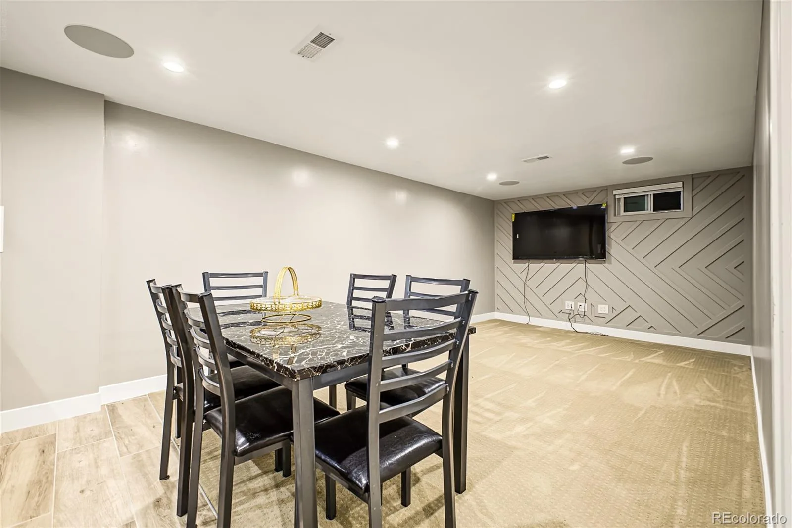 3132 S Boston Court Denver CO 80231 | MLS #REC5923914 10092026004853 1600 35