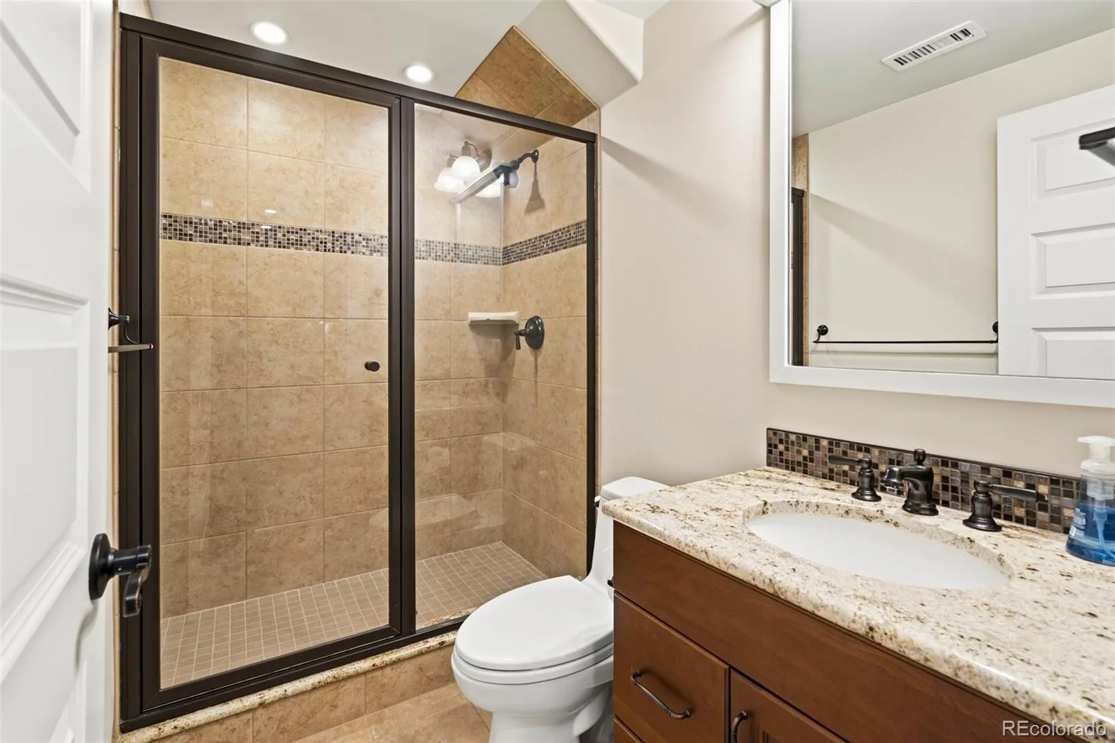 9427 E 51st Drive Denver CO 80238 | MLS #REC5924478 08202026033613 1600 34