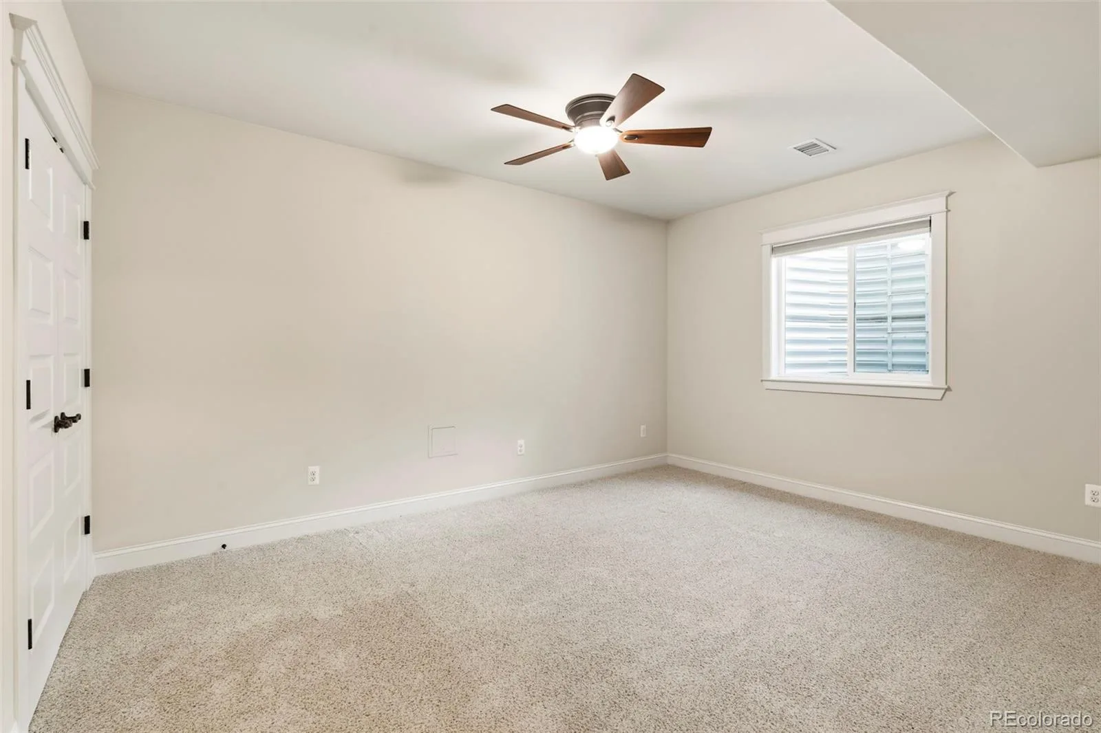 9427 E 51st Drive Denver CO 80238 | MLS #REC5924478 08202026033613 1600 35