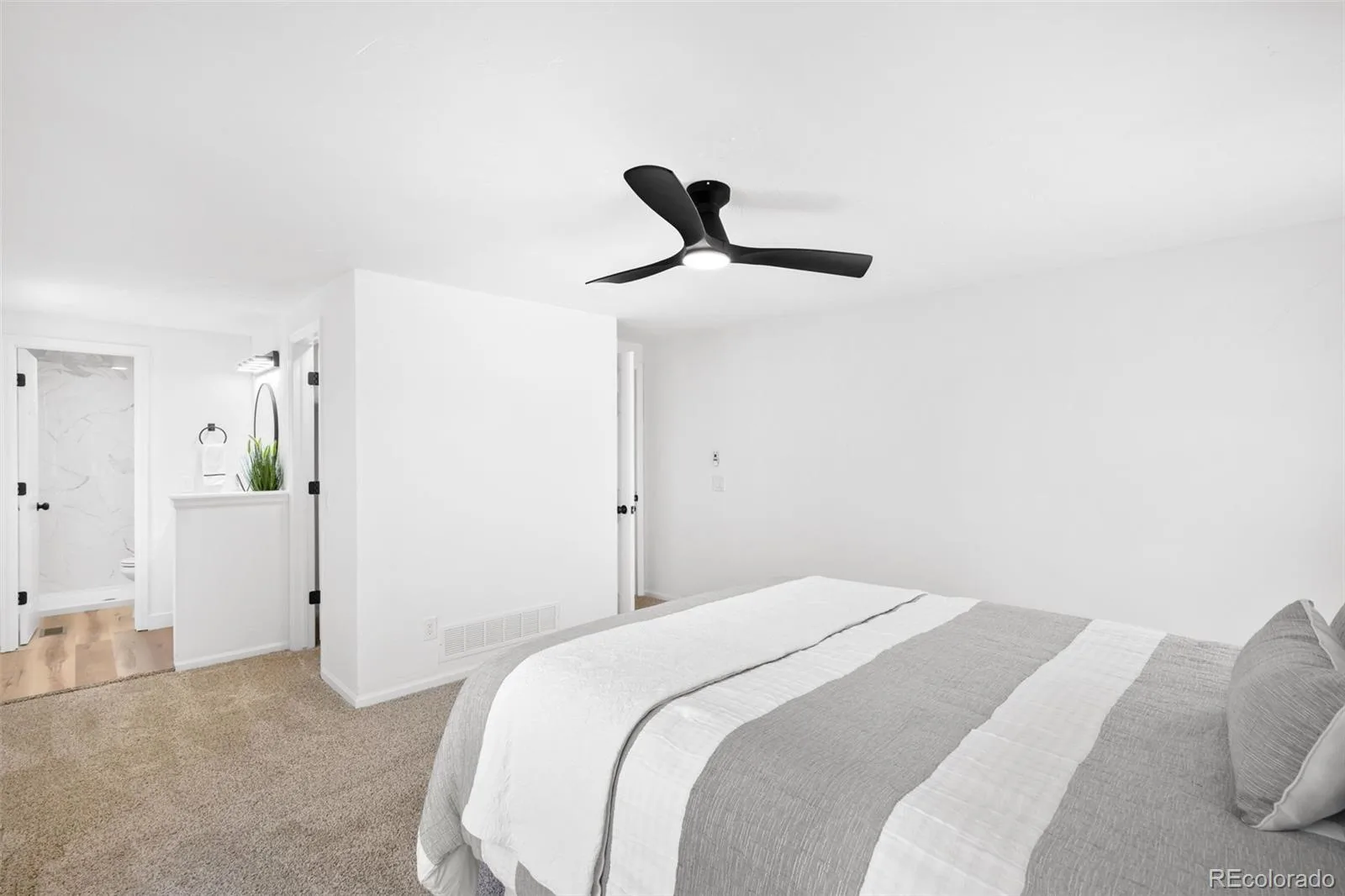 3595 S Richfield Way Aurora CO 80013 | MLS #REC5925023 07242026182813 1600 19