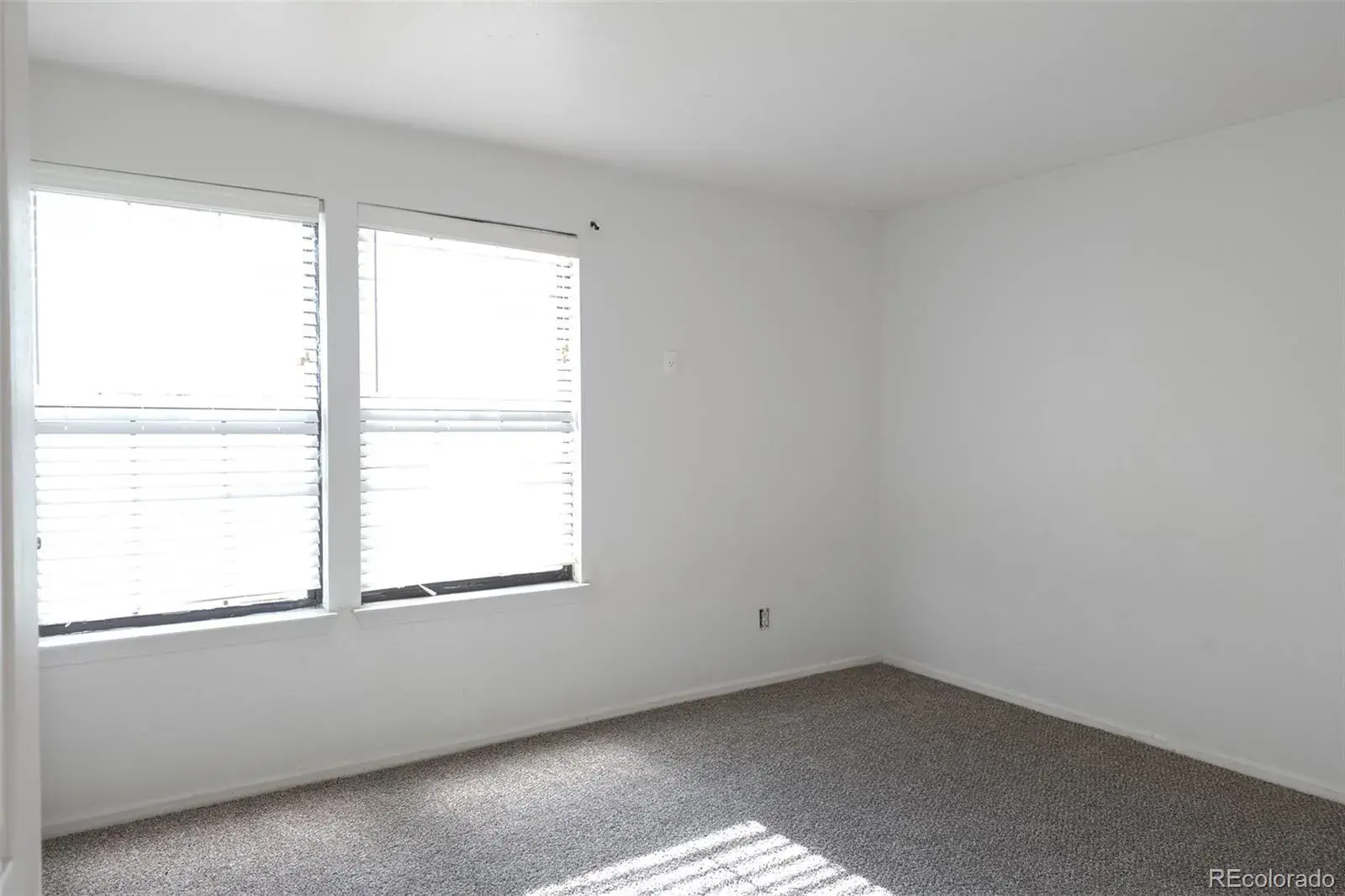 16001 E Alaska Place #7 Aurora CO 80017 MLS #REC5925760 12092025005508 1600 11