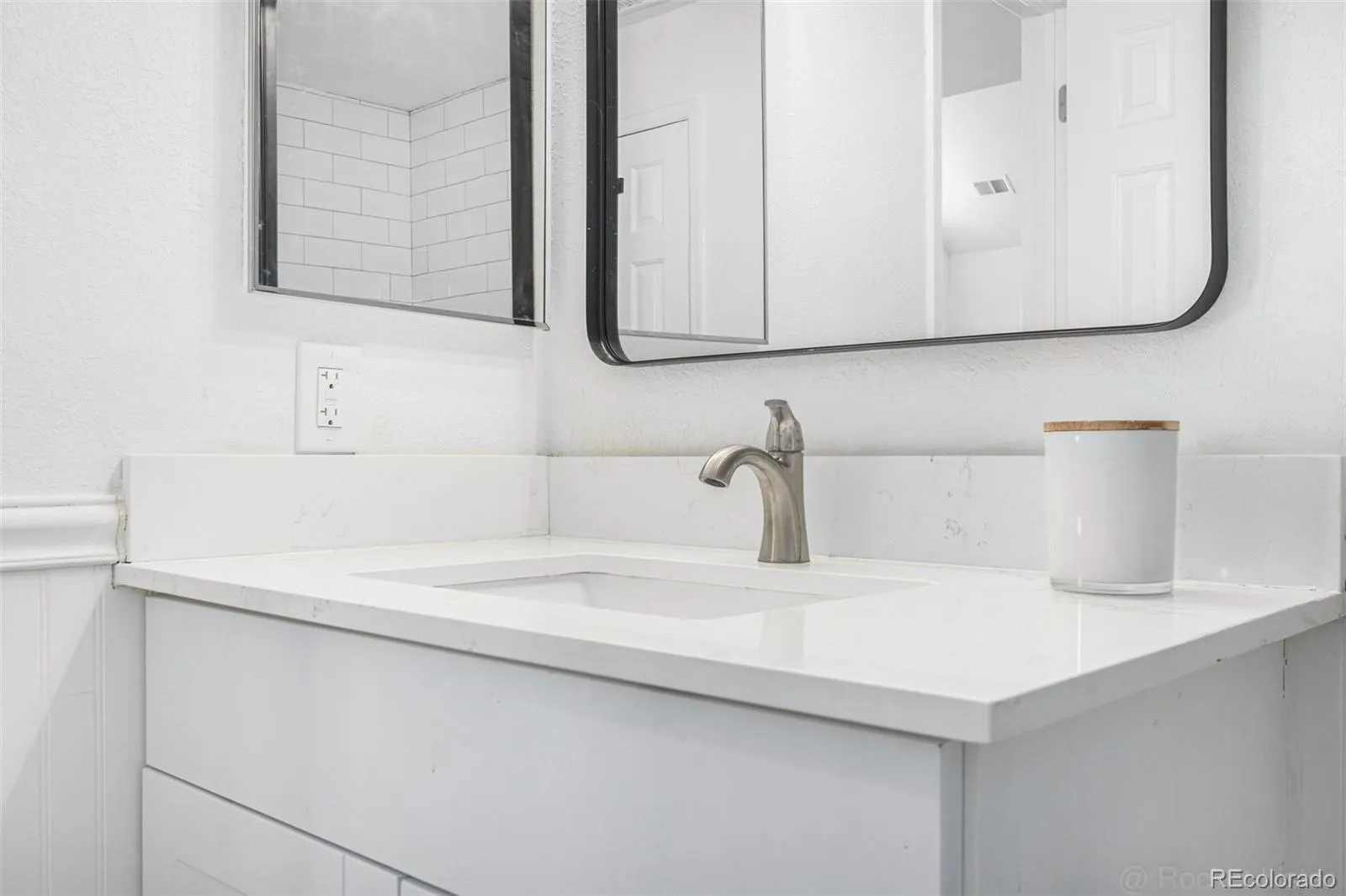 8500 E Jefferson Avenue #17C Denver CO 80237 MLS #REC5925860 05082026154617 1600 18