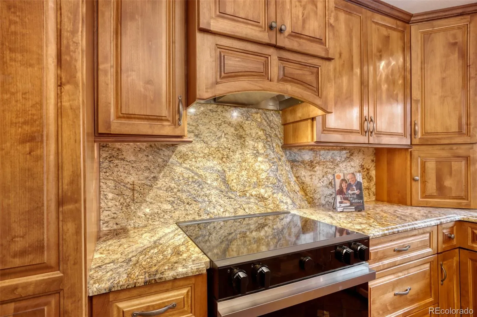 03272026032801 1600 11