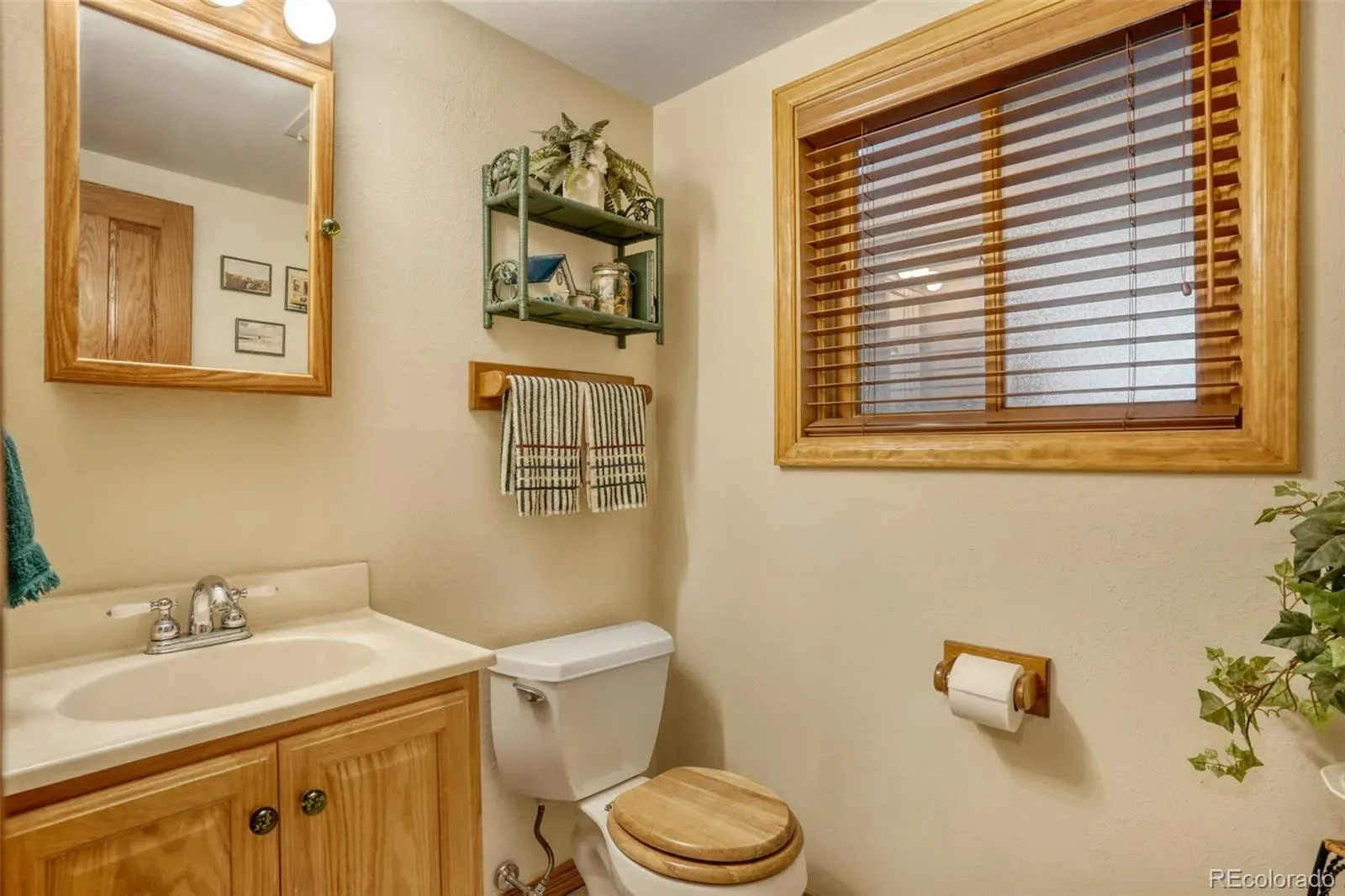 03272026032801 1600 26