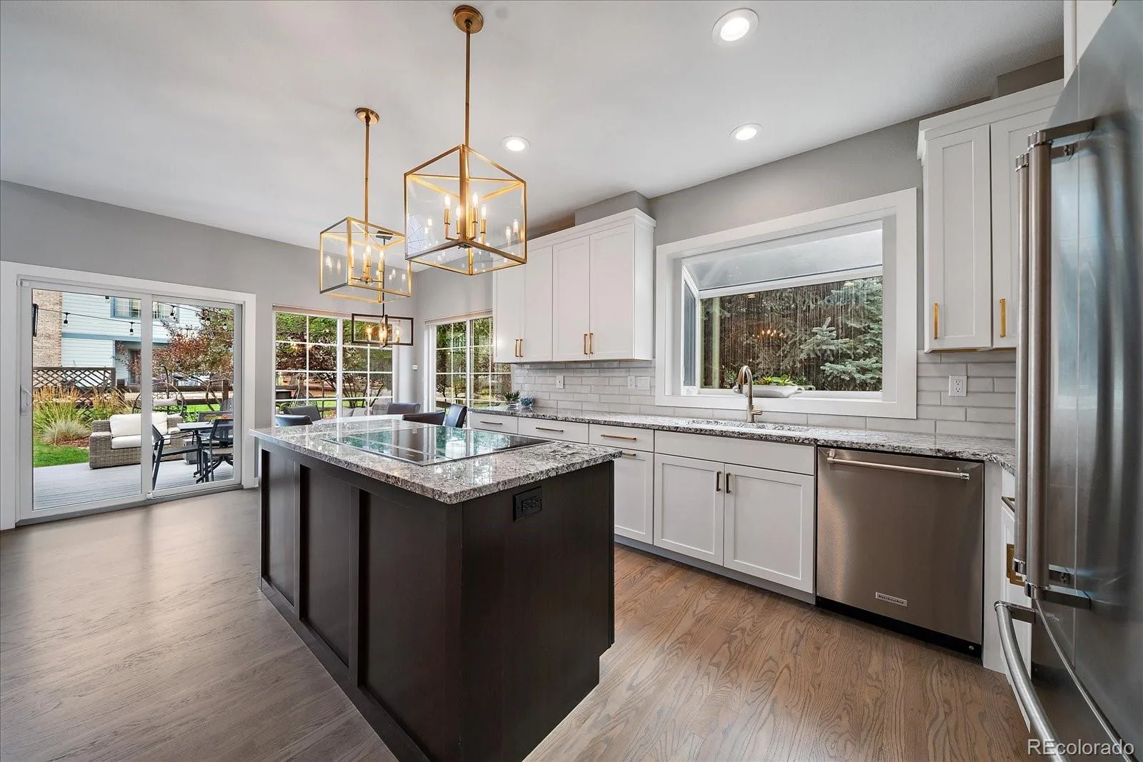 12 Willow Oak Littleton CO 80127 | MLS #REC5926184 08272026221101 1600 10