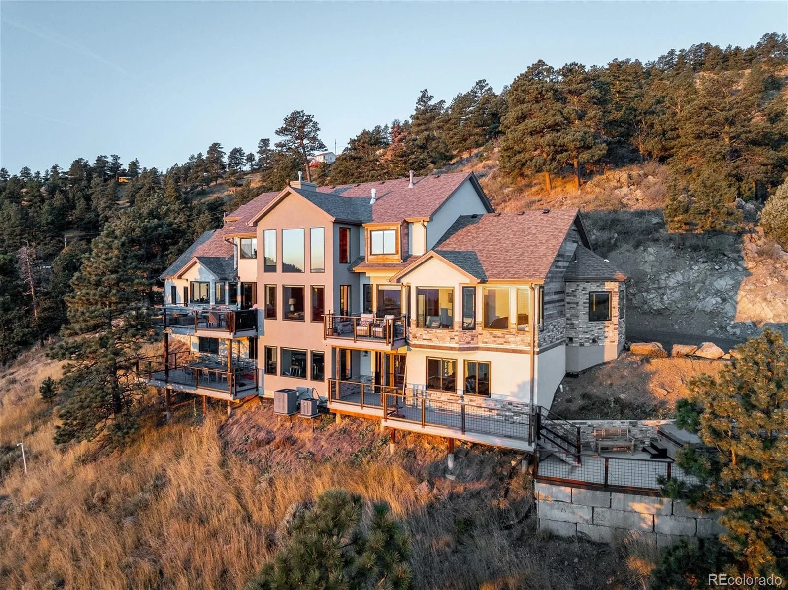 24994 Simmons Way Golden CO 80403 | MLS #REC5928985 07172026193340 1600 3