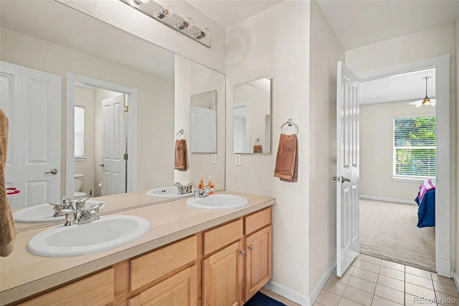 10600 Stonington Street Highlands Ranch CO 80126 MLS #REC5929868 05142026230204 1600 26