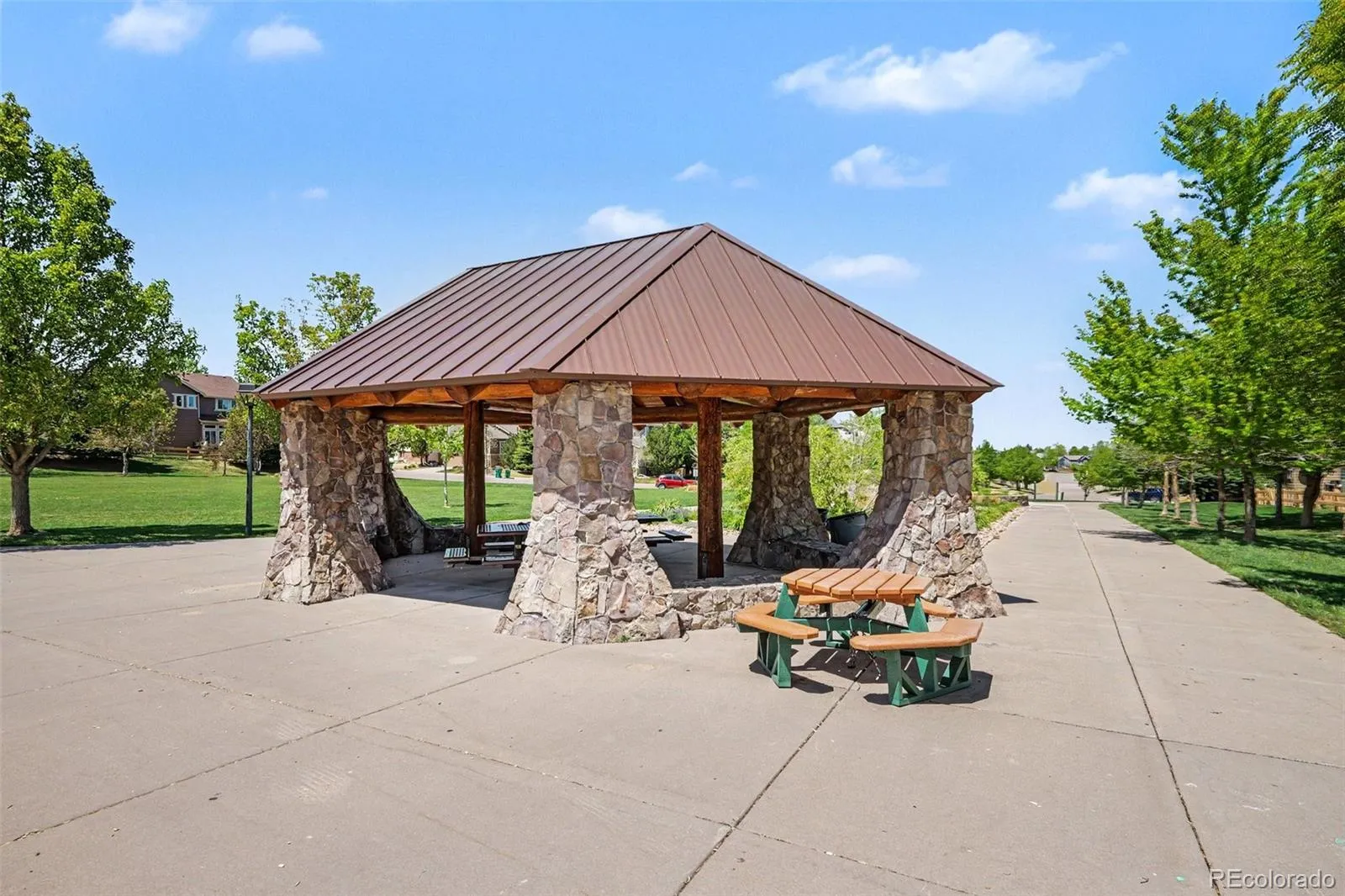 10600 Stonington Street Highlands Ranch CO 80126 MLS #REC5929868 05142026230204 1600 40