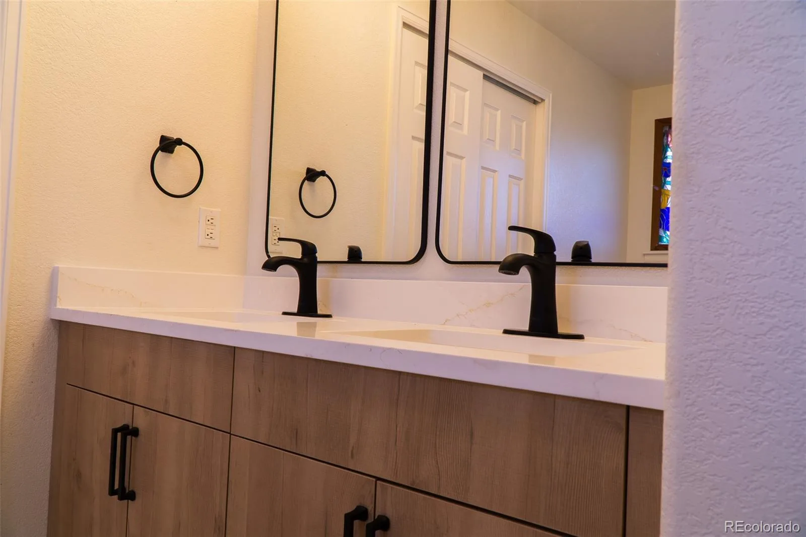 21878 E Powers Drive Aurora CO 80015 | MLS #REC5931173 07162026194900 1600 18