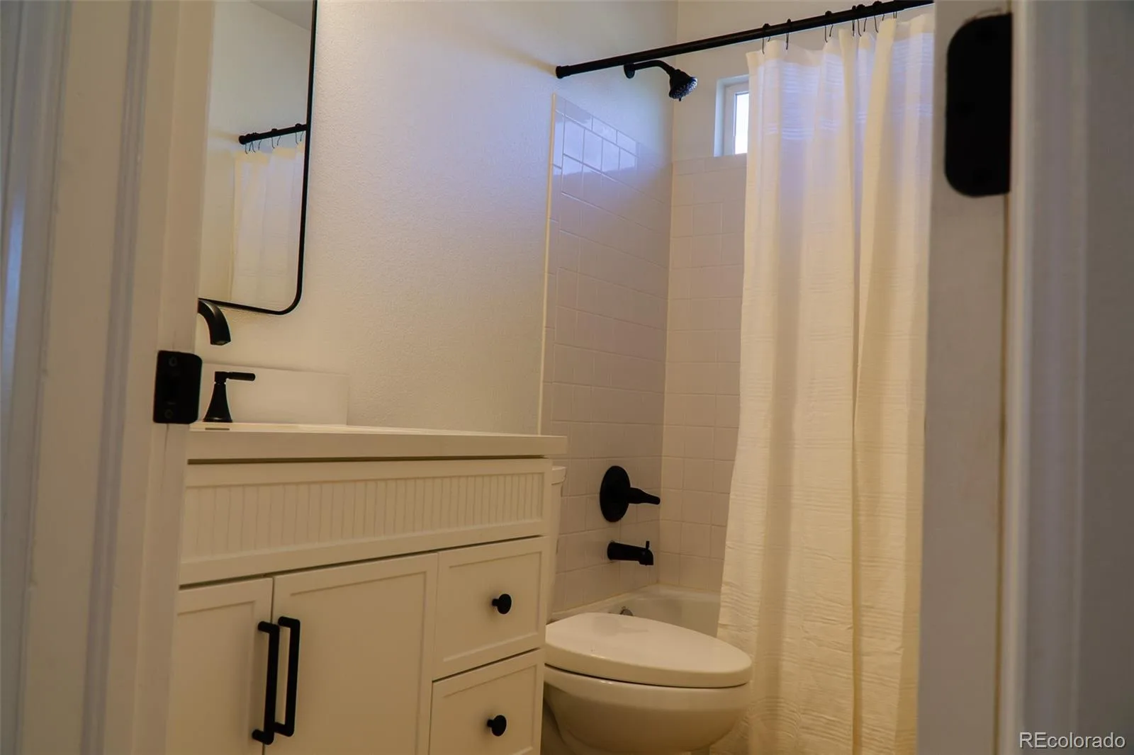 21878 E Powers Drive Aurora CO 80015 | MLS #REC5931173 07162026194900 1600 20
