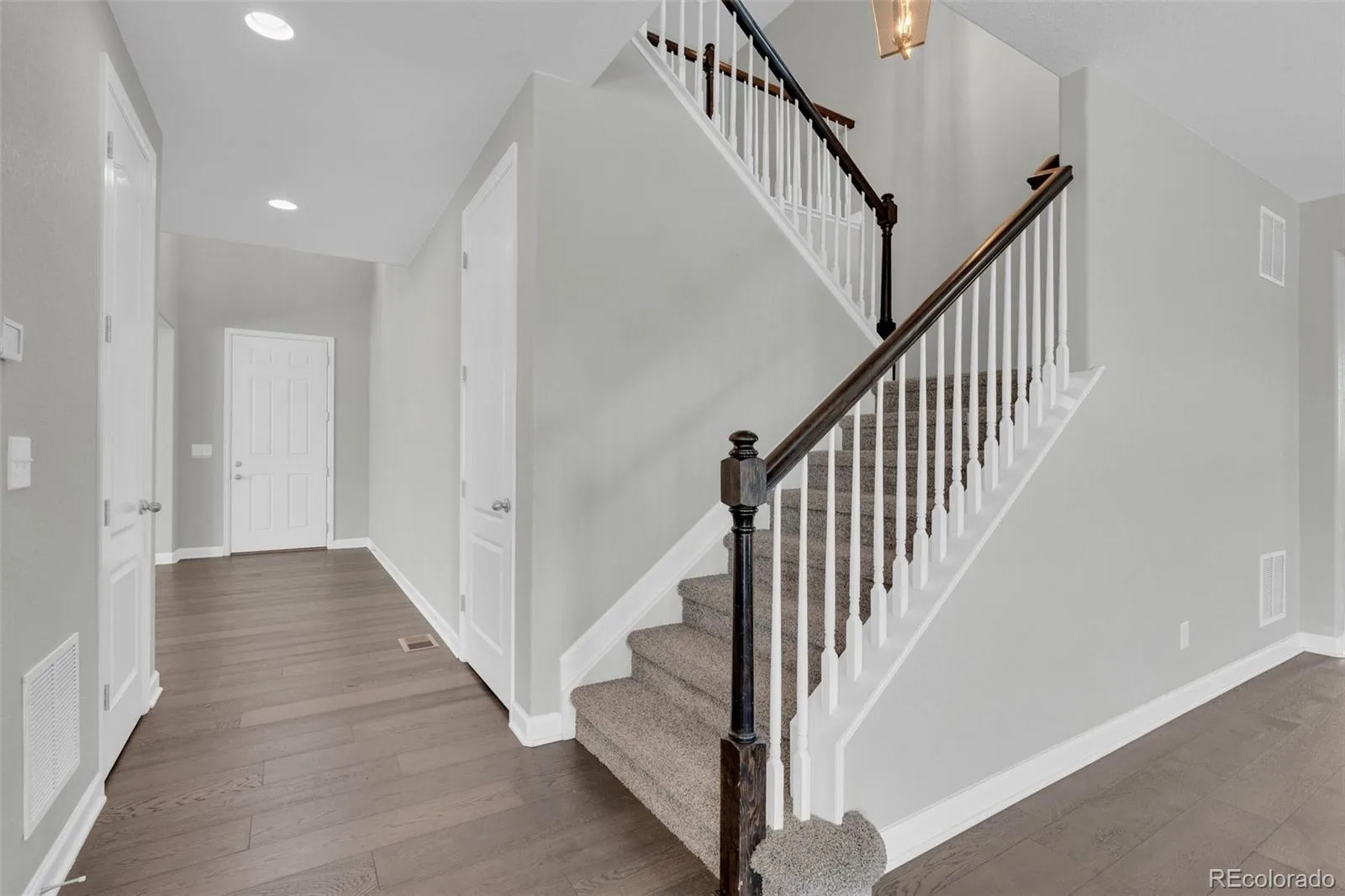 5728 Clover Ridge Circle Castle Rock CO 80104 | MLS #REC5931650 08192026195923 1600 30