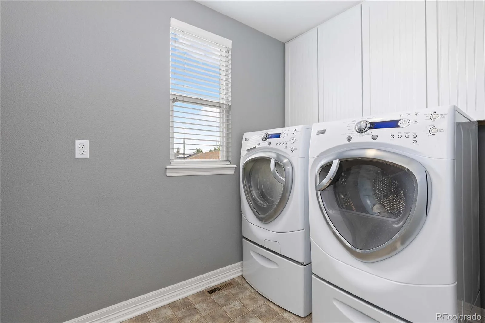 5290 Raritan Way Denver CO 80221 MLS #REC5931783 06152026193406 1600 25