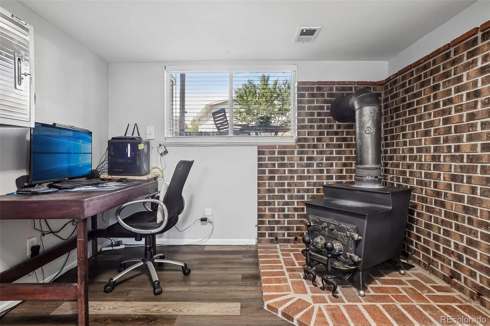1635 Hartley Court Longmont CO 80501 | MLS #REC5933163 07312026231854 1600 25
