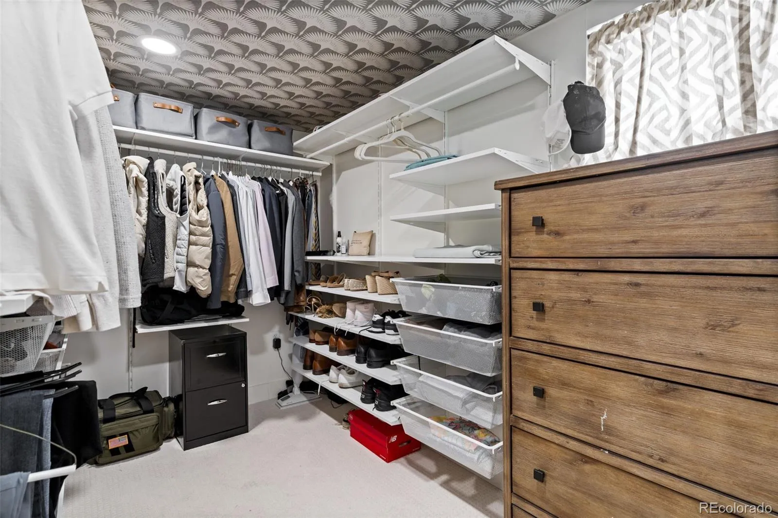 04142026212543 1600 31