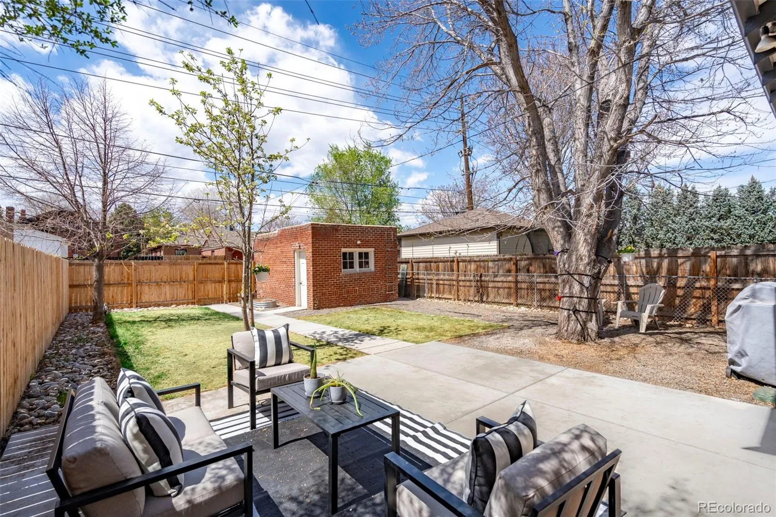 04142026212543 1600 34