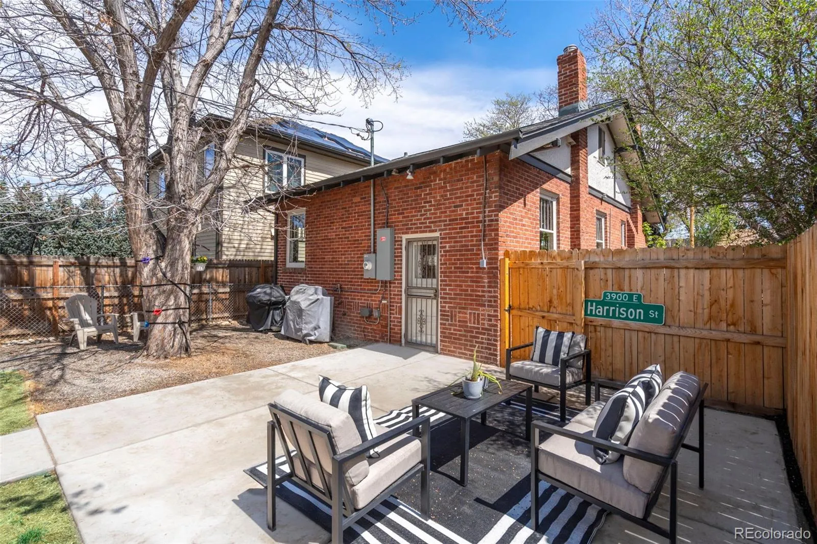 04142026212543 1600 35