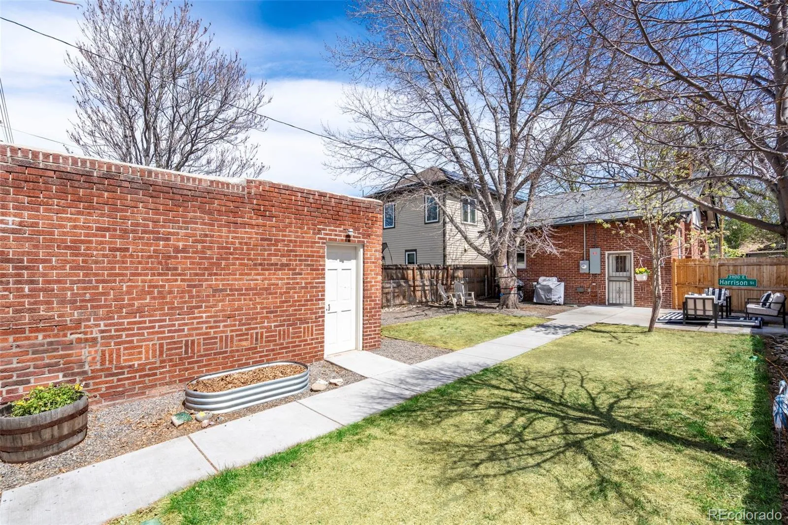 04142026212543 1600 36