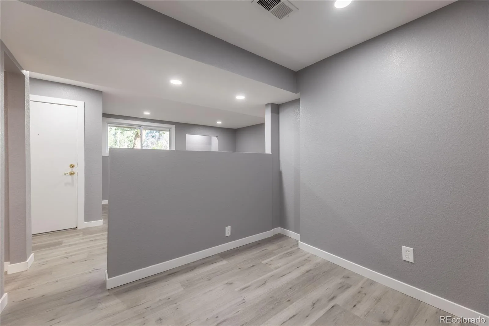 5300 E Cherry Creek South Drive #905 Denver CO 80246 MLS #REC5934388 06172026050522 1600 10