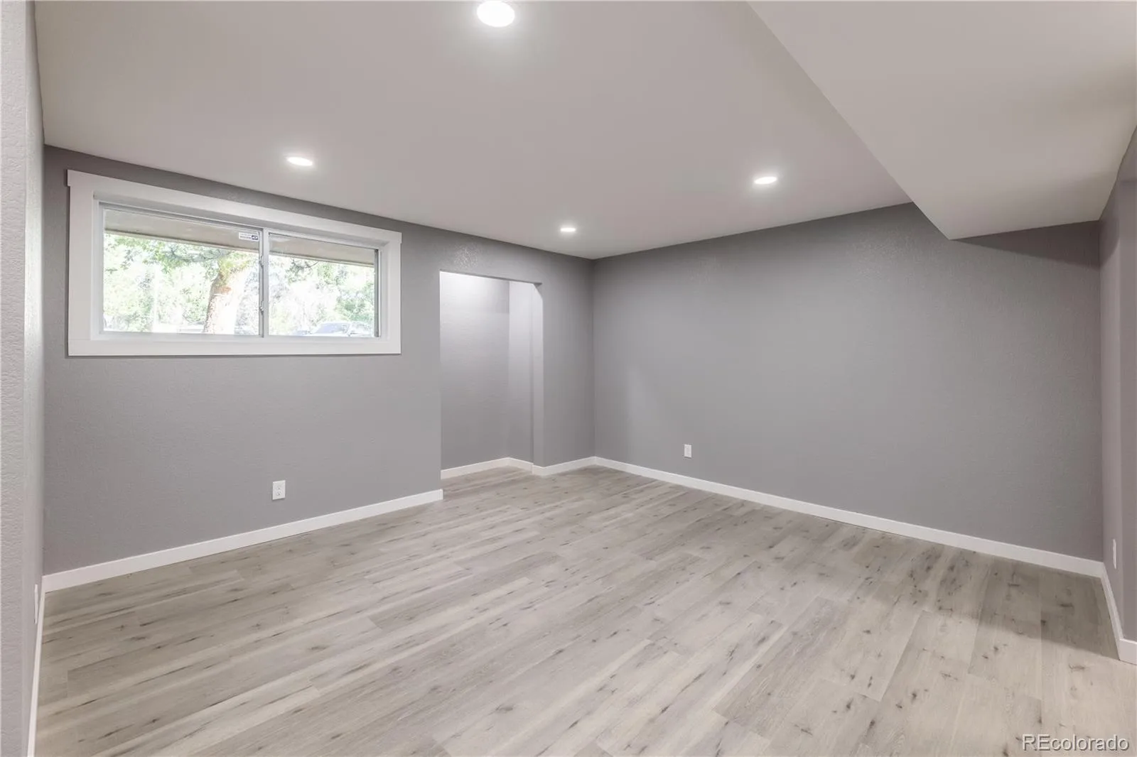 5300 E Cherry Creek South Drive #905 Denver CO 80246 MLS #REC5934388 06172026050522 1600 3