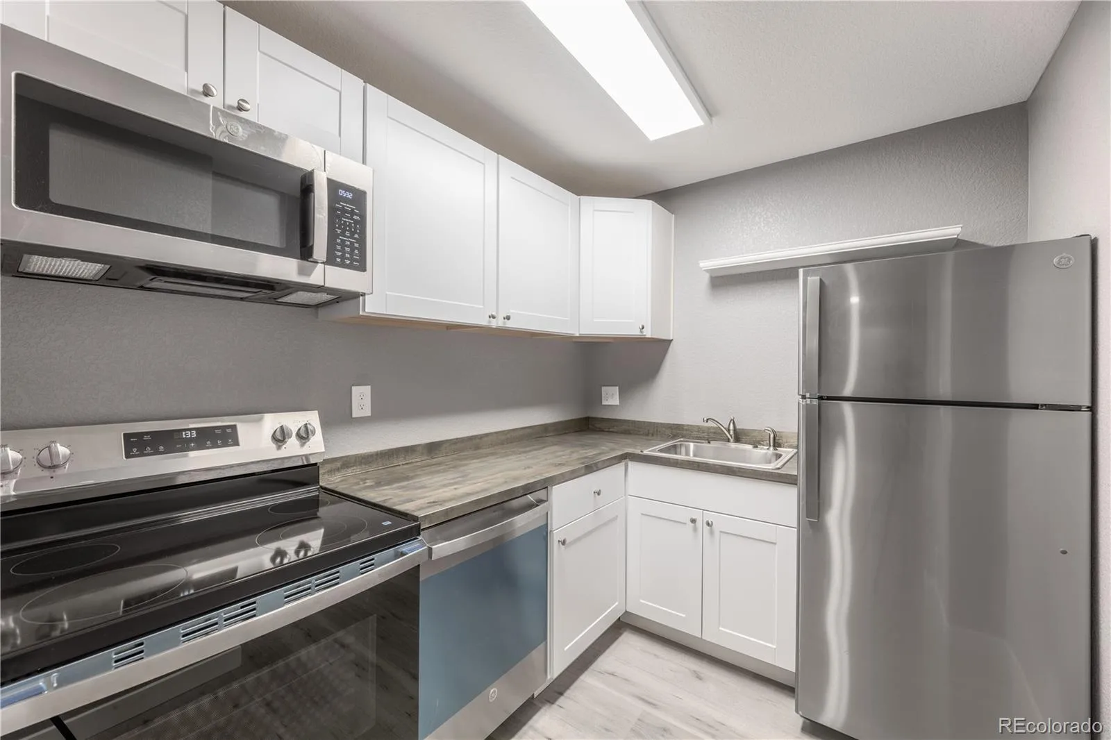 5300 E Cherry Creek South Drive #905 Denver CO 80246 MLS #REC5934388 06172026050522 1600 7