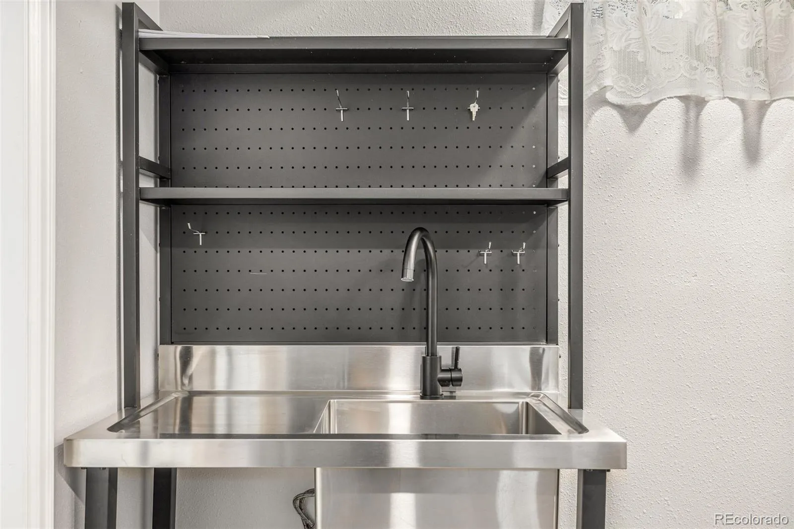 04072026130439 1600 23