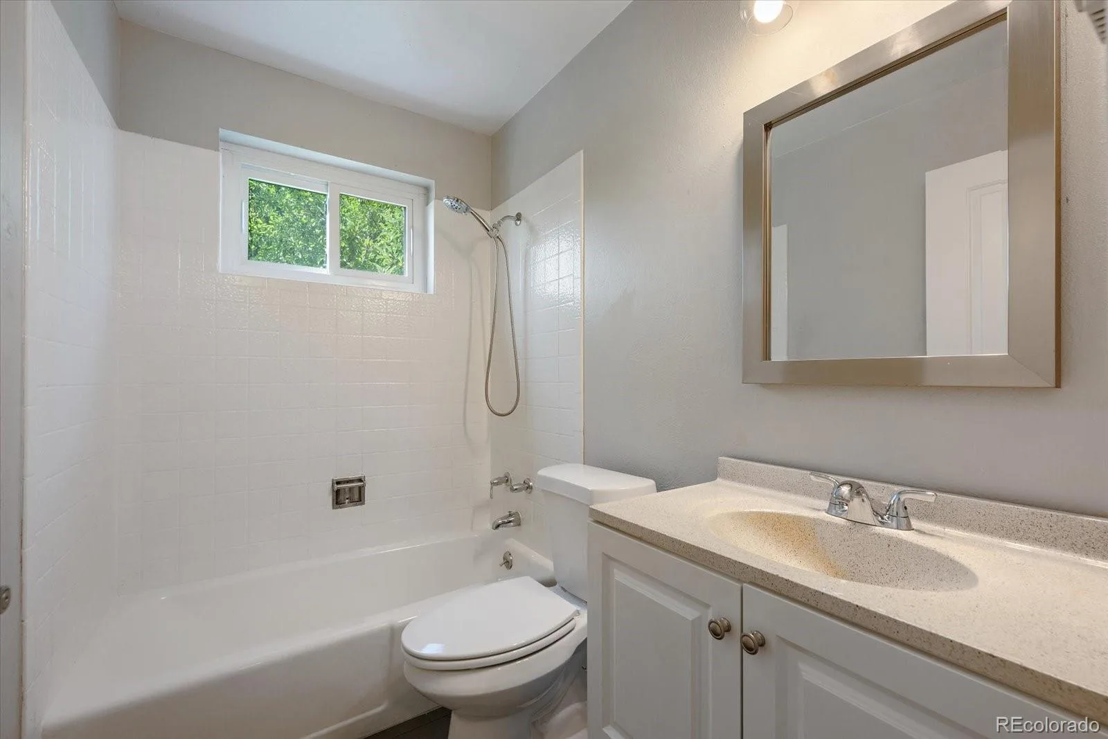 923 S Ouray Street Aurora CO 80017 | MLS #REC5935348 08122026160632 1600 10