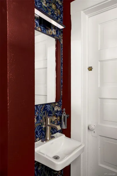 04172026221336 800 22