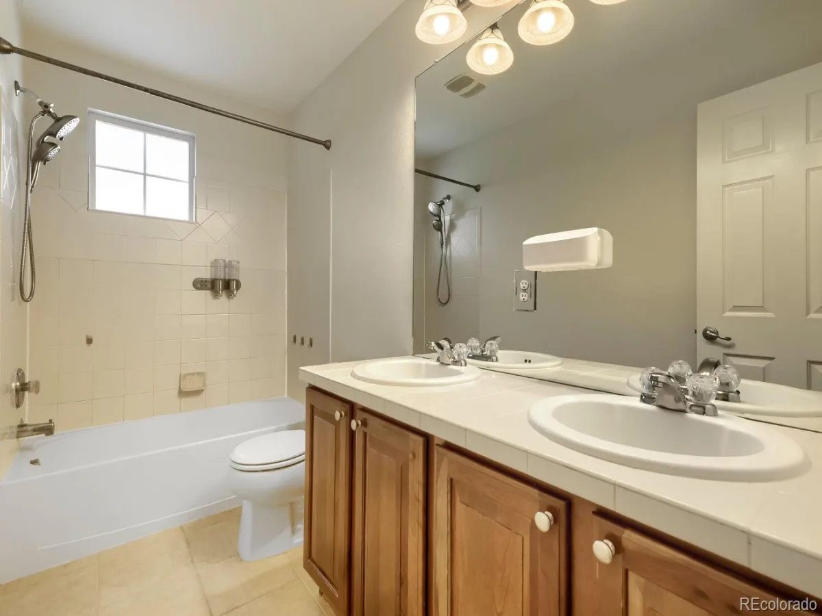 3646 S Malta Court Aurora CO 80013 | MLS #REC5936706 09242026080730 1200 29