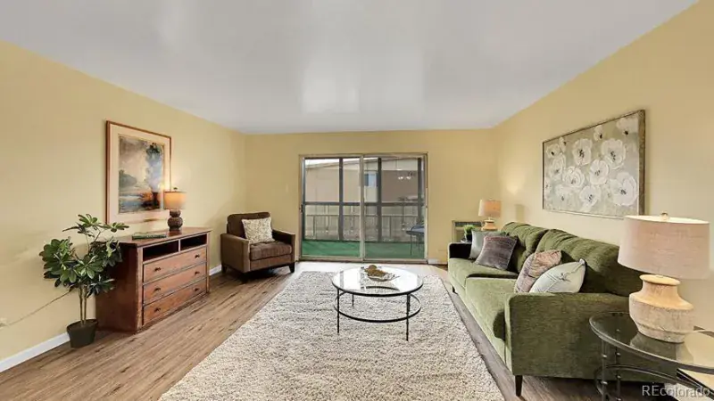 725 S Clinton Street #1B Denver CO 80247 MLS #REC5937322 01082026224845 800 12