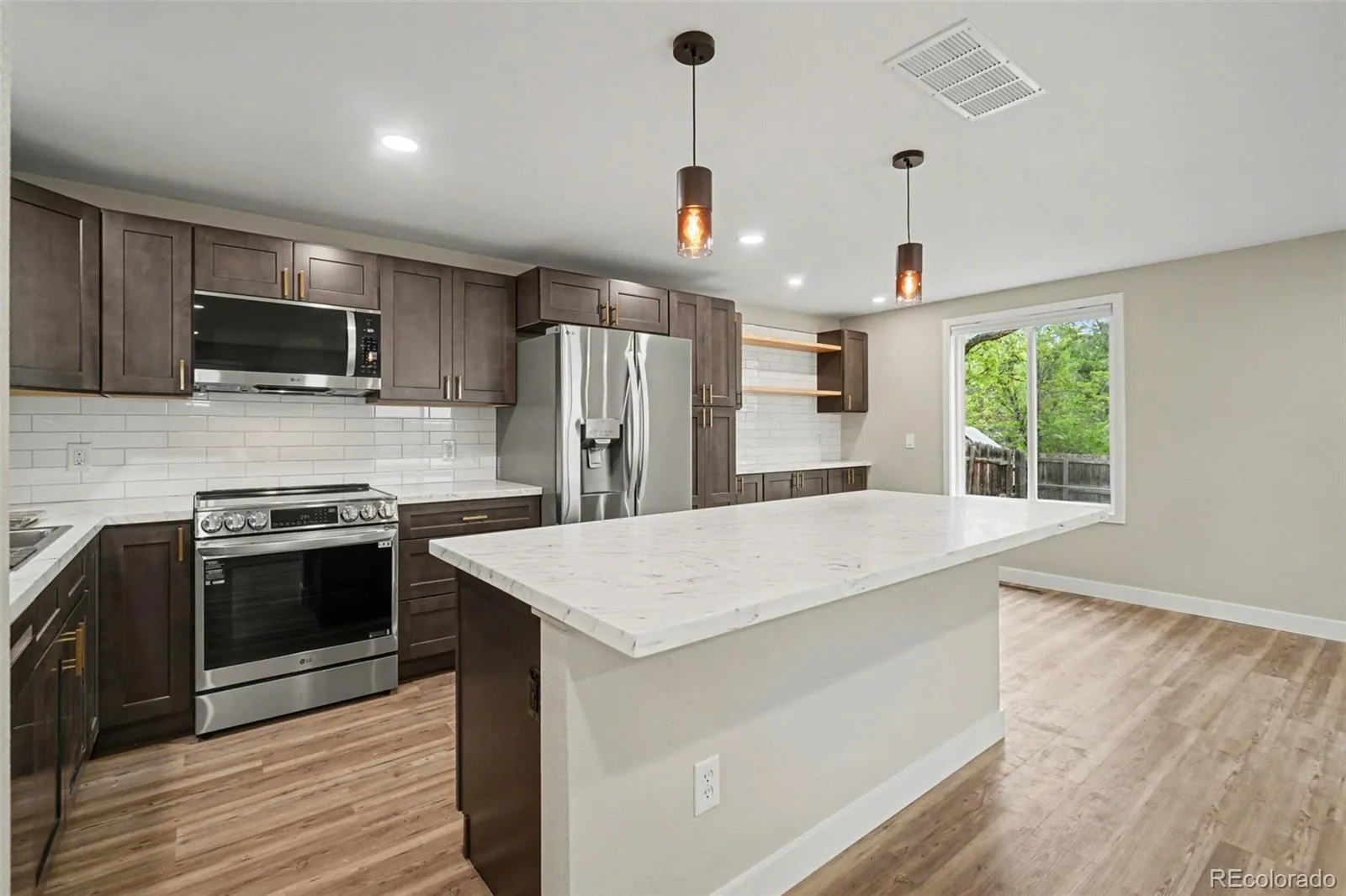 19 Placer Avenue Longmont CO 80504 MLS #REC5939861 04292026182325 1600 6