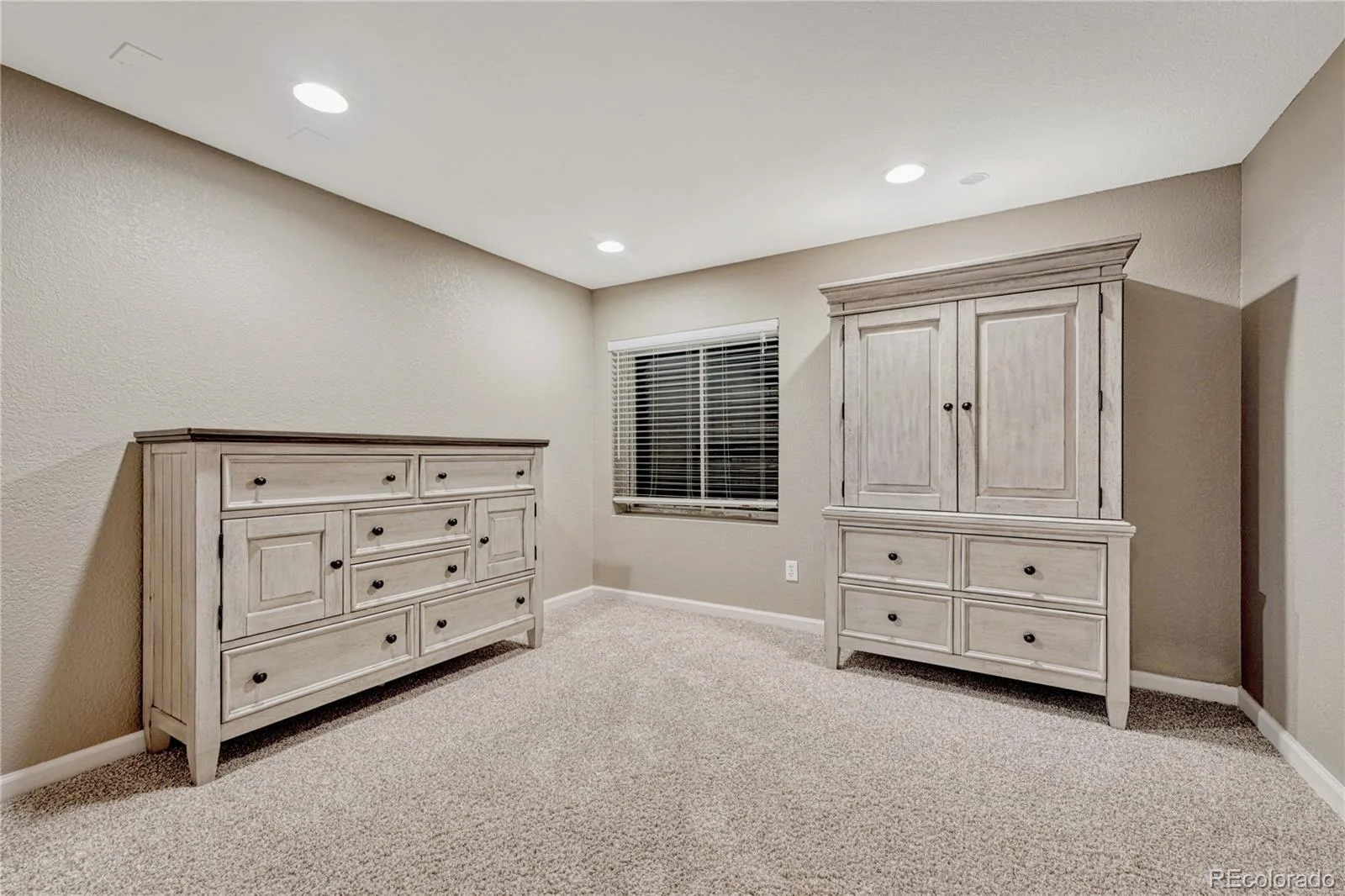 13673 W Bates Avenue Lakewood CO 80228 | MLS #REC5939872 10012026181452 1600 31