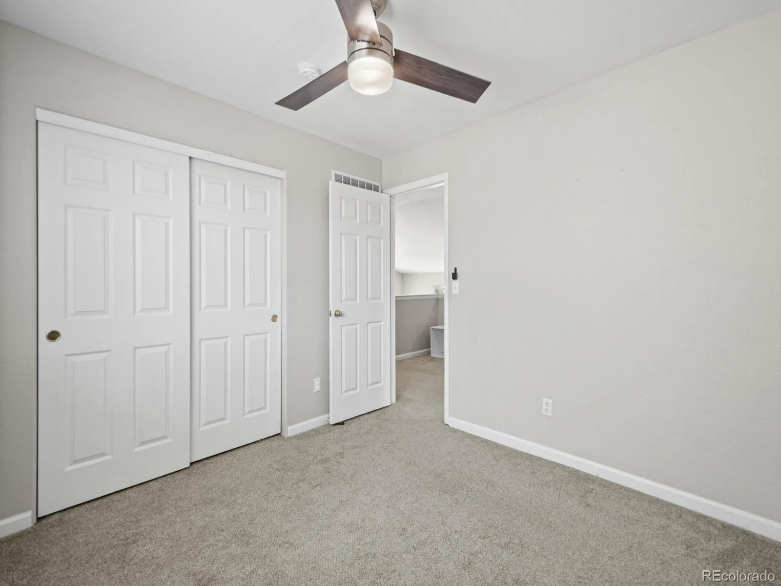 18099 E Orchard Place Aurora CO 80016 MLS #REC5941075 04232026184020 1600 23