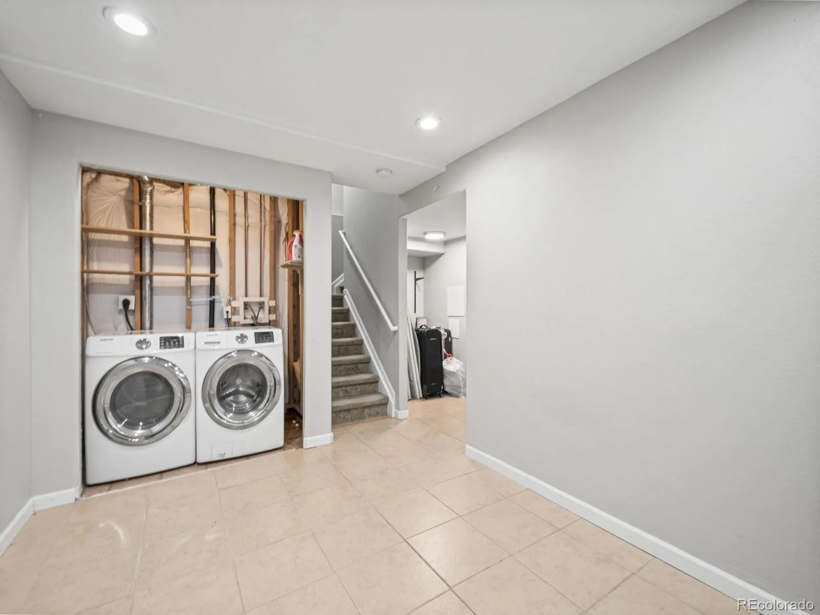 18099 E Orchard Place Aurora CO 80016 MLS #REC5941075 04232026184020 1600 30