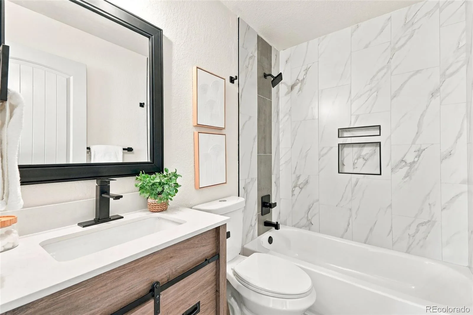 14581 E 43rd Avenue Denver CO 80239 | MLS #REC5941601 10082026215904 1600 13