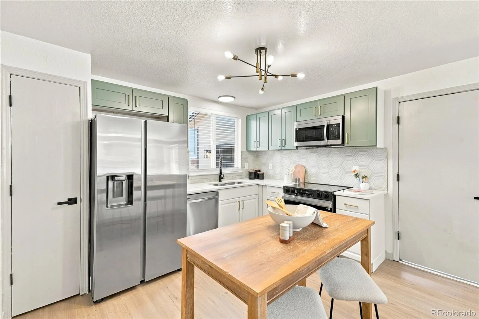14581 E 43rd Avenue Denver CO 80239 | MLS #REC5941601 10082026215904 1600 6