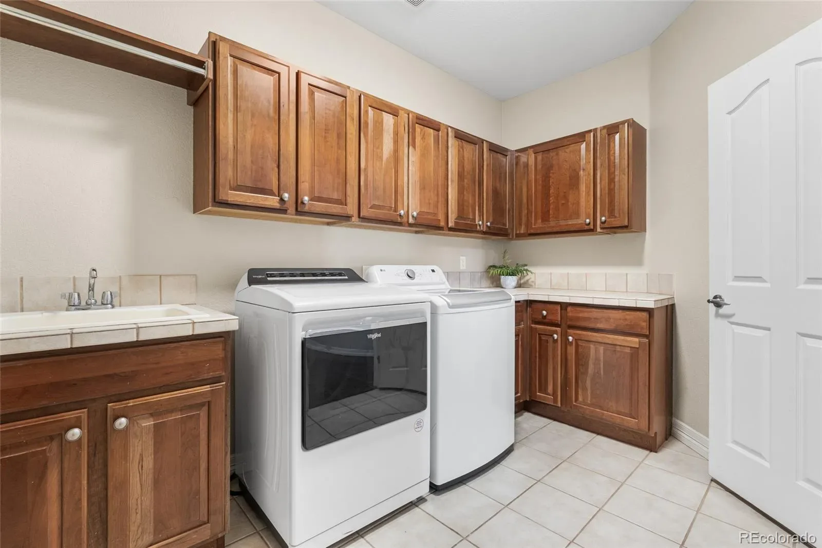 03262026190428 1600 19