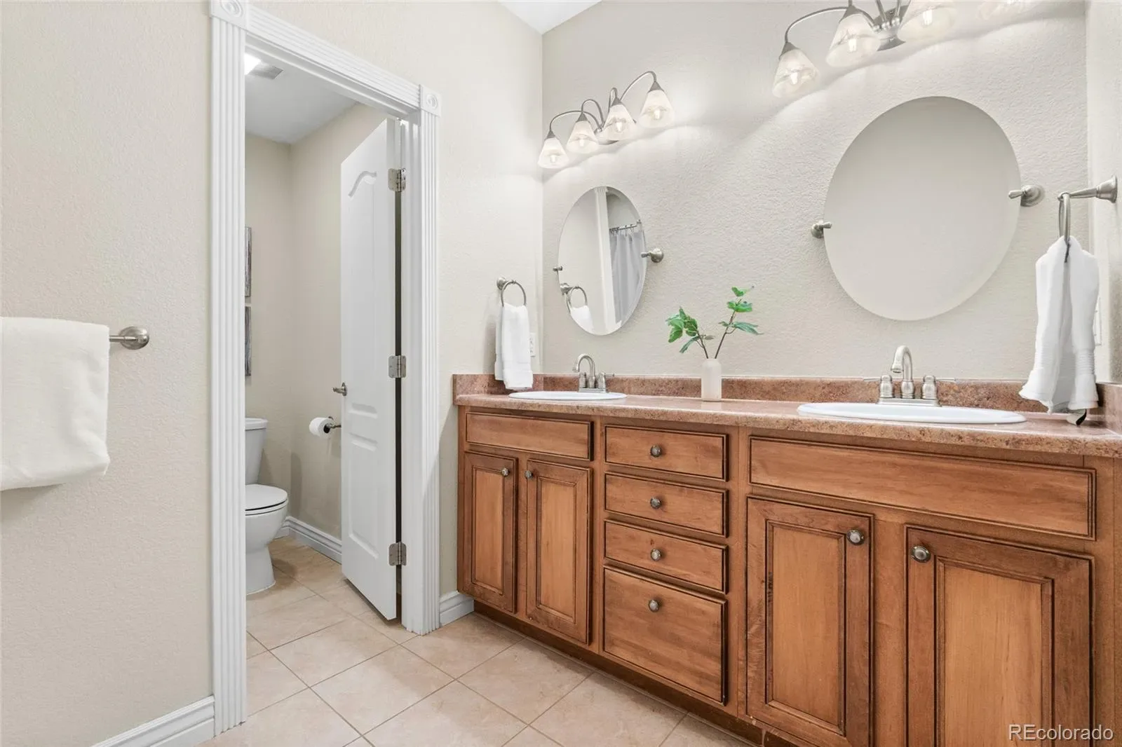 03262026190428 1600 37